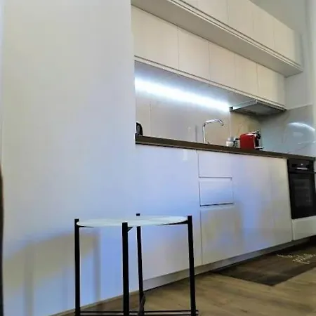 Apartment Blue Fountain Luxueux Aix Centre Historique -wifi-smart Tv- Aix-en-Provence